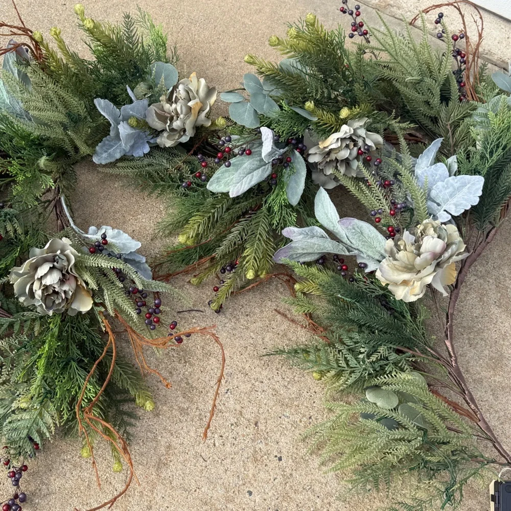 Frontgate Peony Garland - 9 ft - NWT